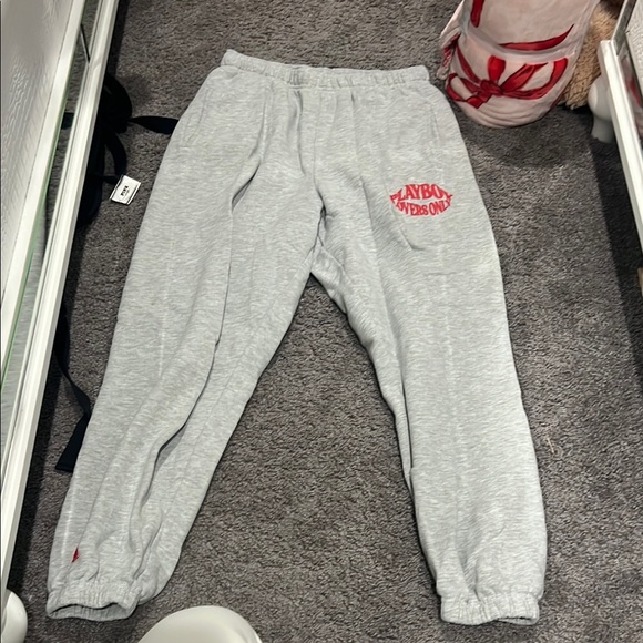 Playboy by Pacsun Gray Sweatpants - Picture 1 of 4